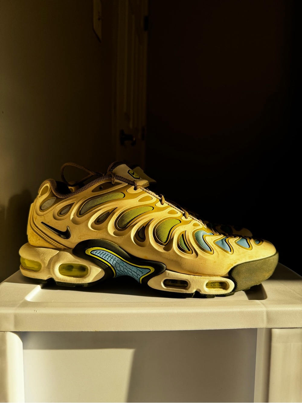 Cream Nike TN Air Max Plus Drift 'Phantom Cyber' with Blue/Green Accents Size 11